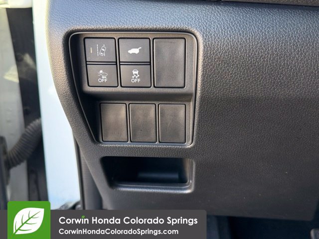 Used 2019 Honda CR-V Touring image 18