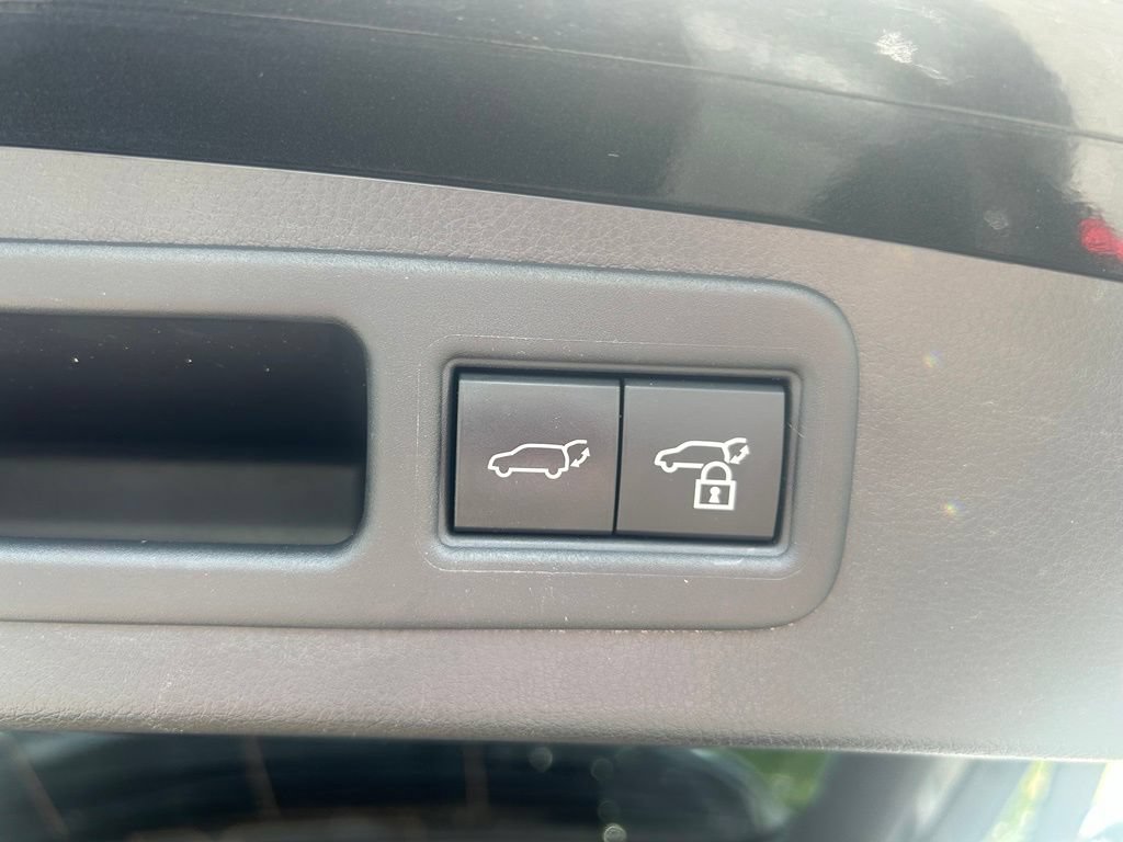 Used 2023 Lexus RX 350 Premium w/ Accessory Package AWD/4WD image 19