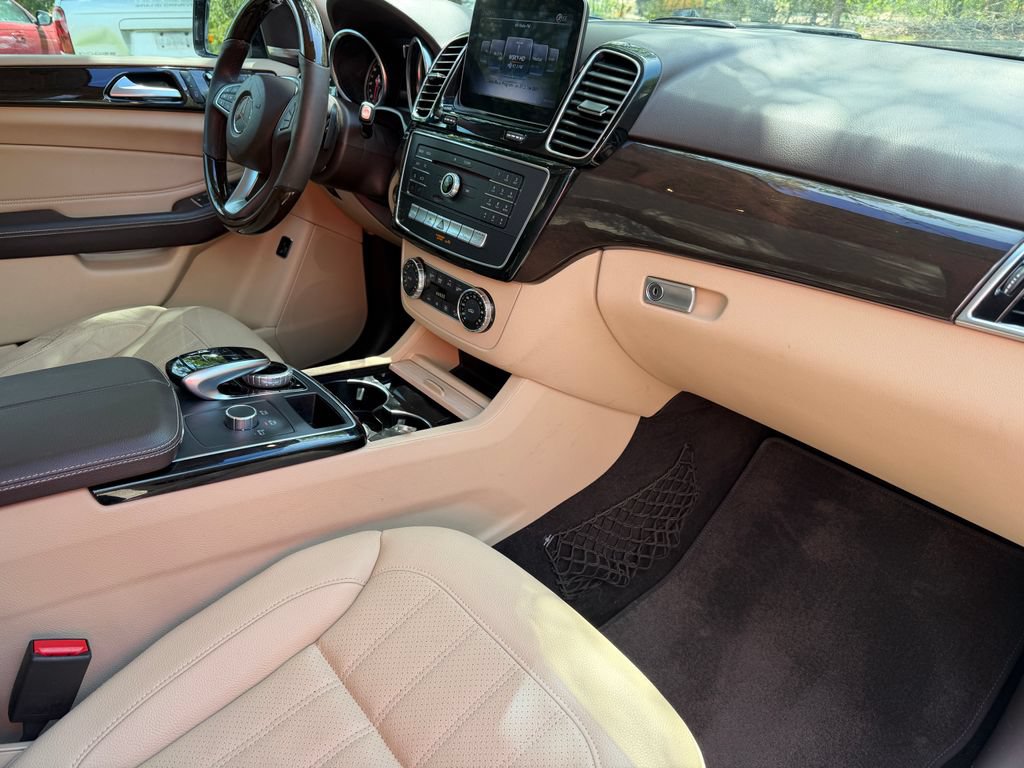 Used 2018 Mercedes-Benz GLE 350 image 10