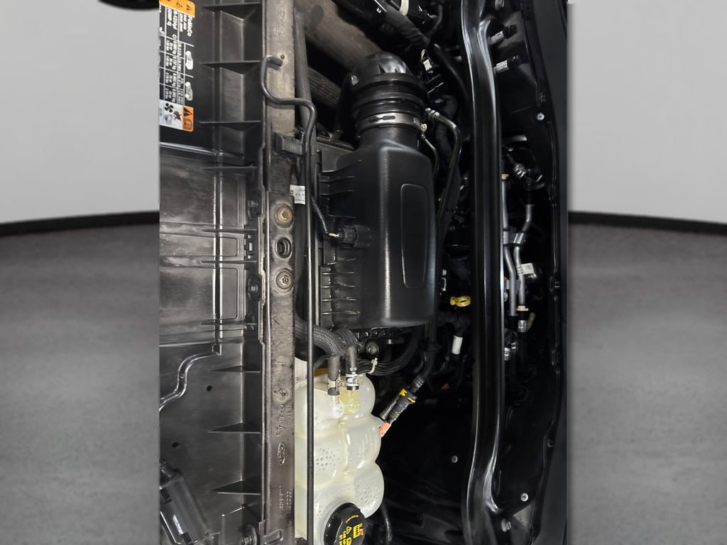 Used 2022 Ford Explorer Limited w/ Equipment Group 301A image 13