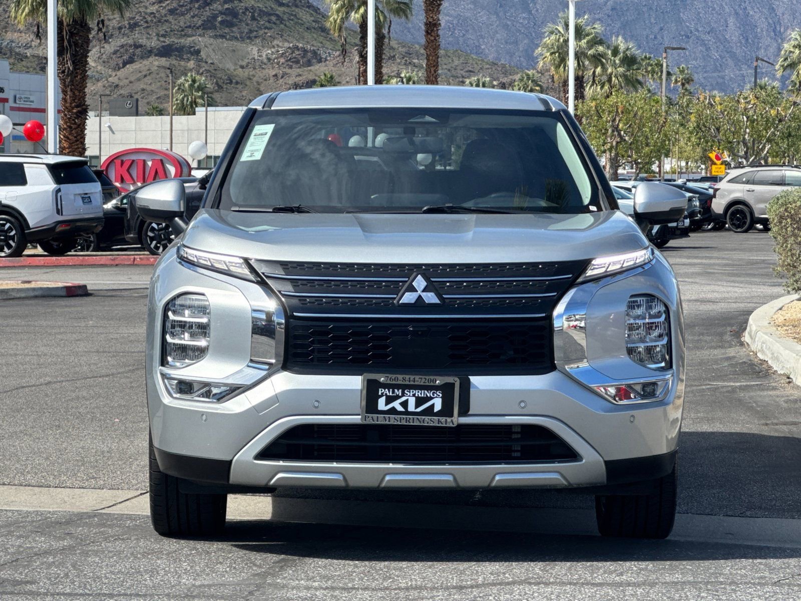 Used 2024 Mitsubishi Outlander SE FWD image 8