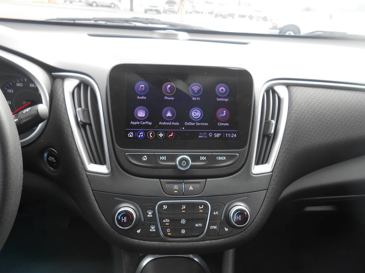 Used 2022 Chevrolet Malibu LT FWD image 13