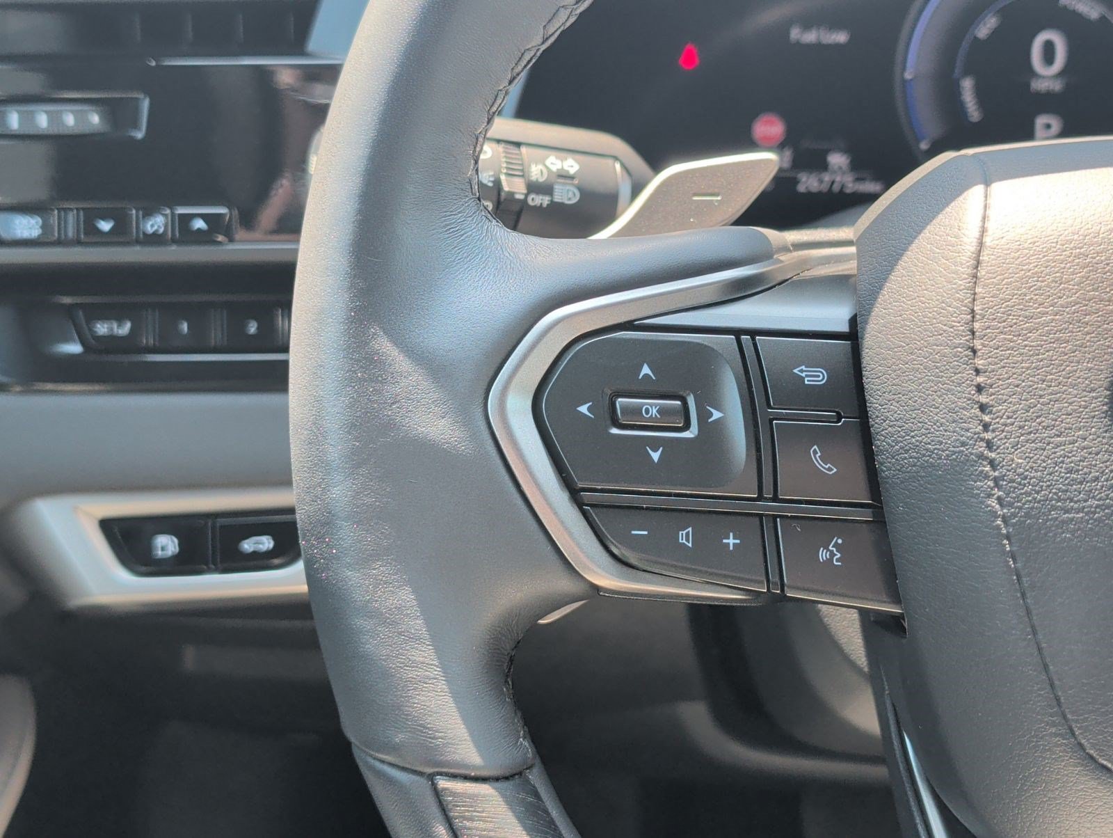 Used 2024 Lexus RX 350h w/ Accessory Package (Z1) AWD/4WD image 14
