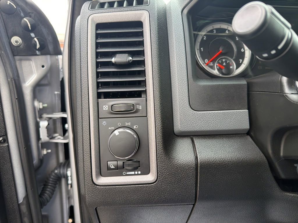 Used 2019 RAM 1500 Tradesman w/ Chrome Plus Package image 14