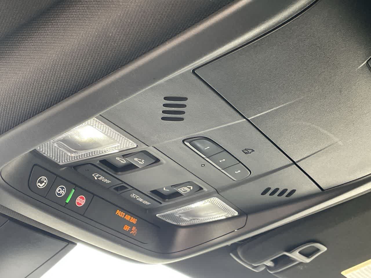 Certified 2024 Cadillac XT6 Luxury AWD/4WD image 31