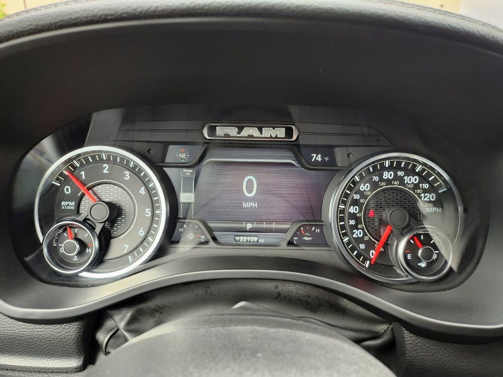Used 2025 RAM 1500 Laramie w/ Sport Appearance Package AWD/4WD image 17