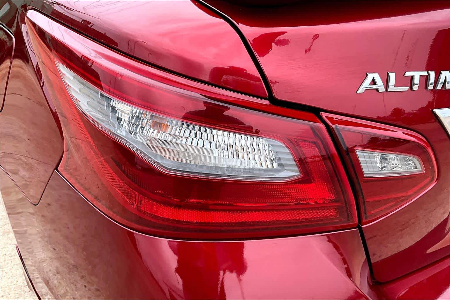 Used 2018 Nissan Altima 2.5 SV w/ 2.5 SV Technology Package FWD image 27