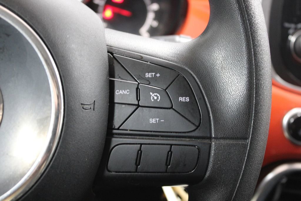 Used 2016 FIAT 500X Pop image 31