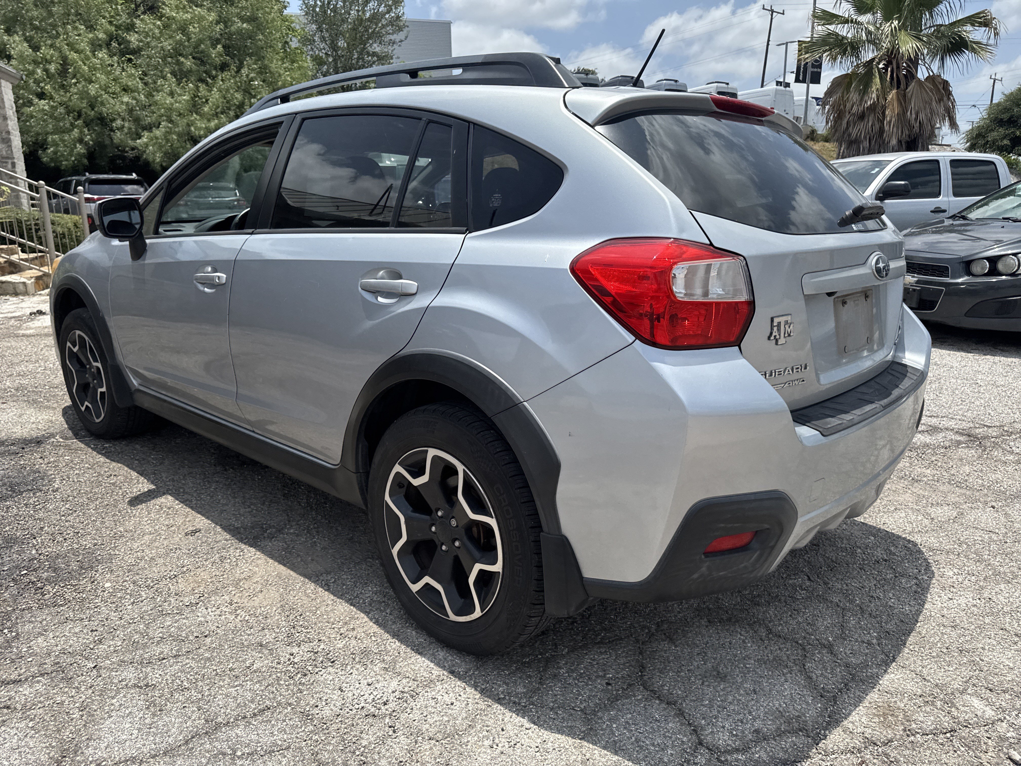 Used 2014 Subaru XV Crosstrek 2.0i Limited AWD/4WD image 5