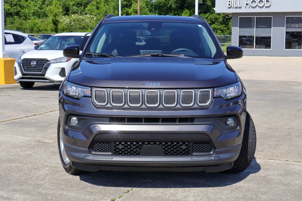 Used 2022 Jeep Compass Latitude FWD image 20