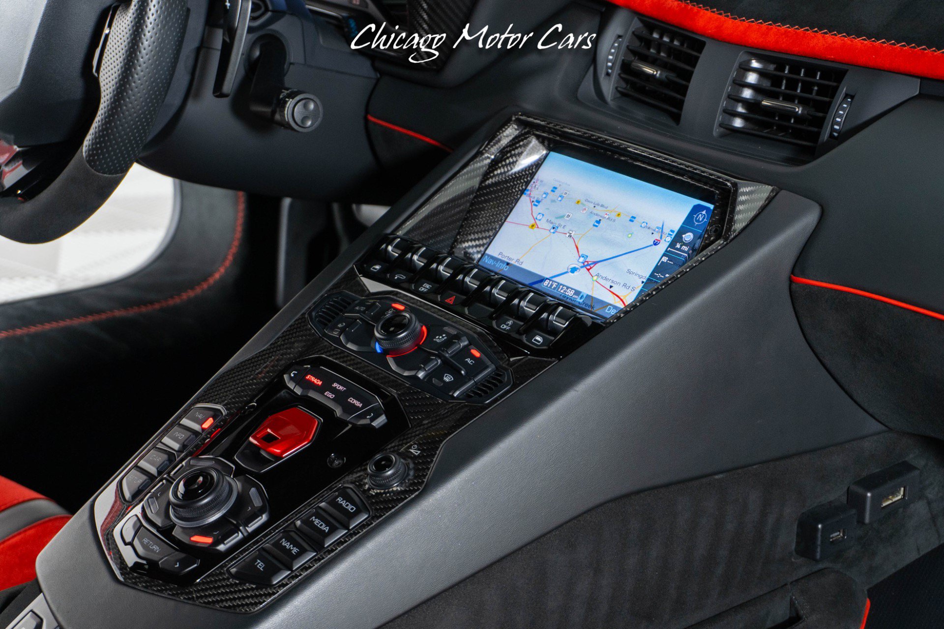Used 2019 Lamborghini Aventador SVJ AWD/4WD image 43