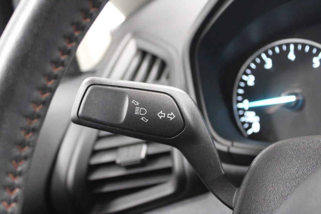 Used 2021 Ford EcoSport SE w/ SE Convenience Package image 36