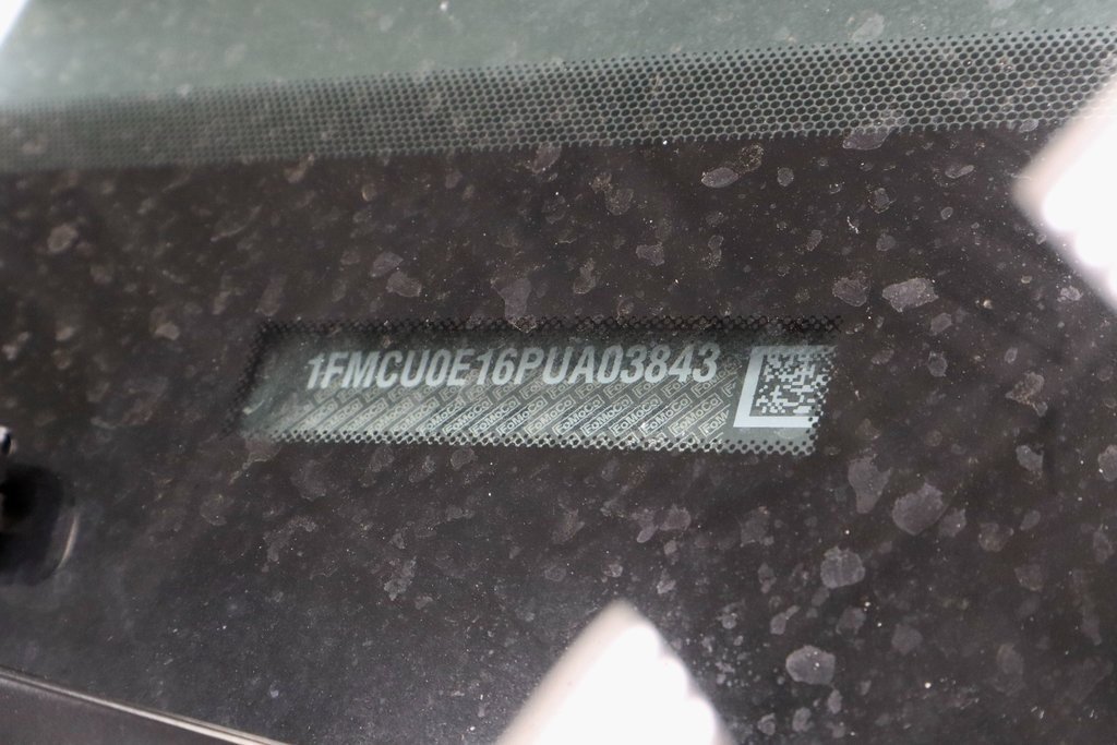 Certified 2023 Ford Escape SE w/ PHEV Premium Package image 37