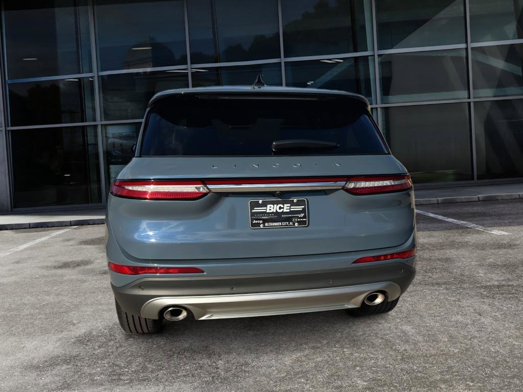 Used 2025 Lincoln Corsair Premiere image 6