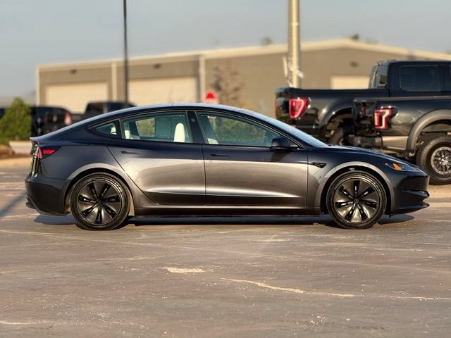 Used 2024 Tesla Model 3 Standard Range RWD image 8