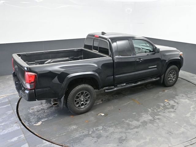 Used 2018 Toyota Tacoma SR5 image 32