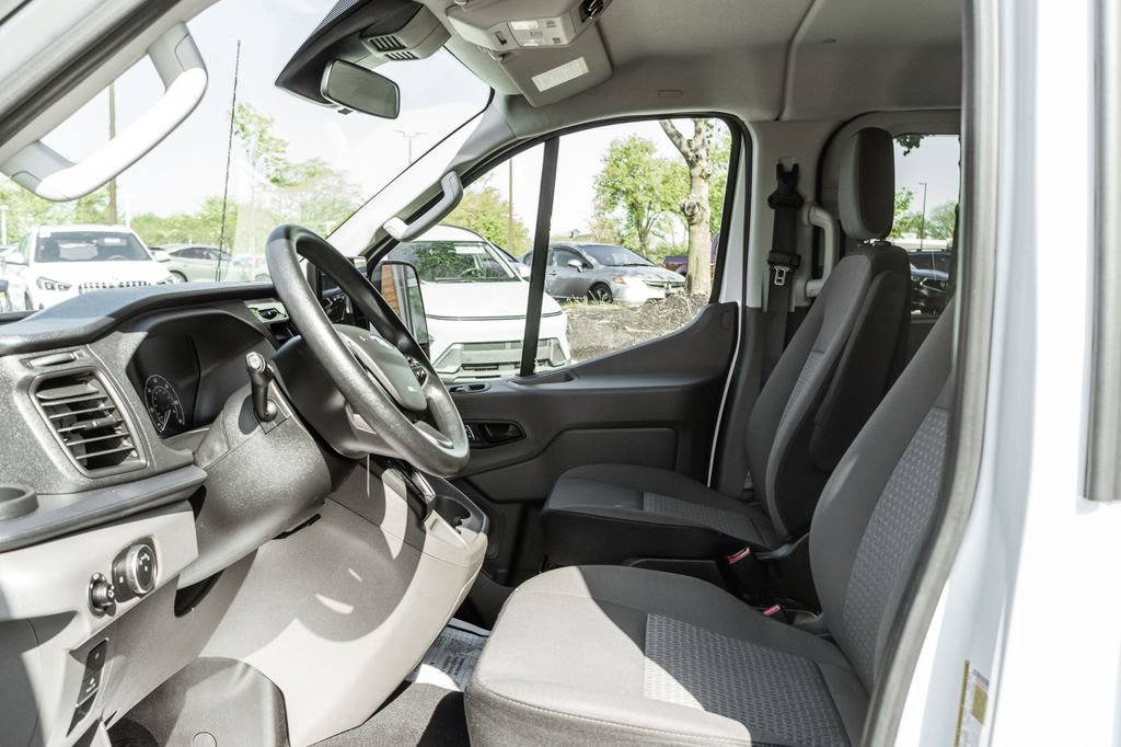 Used 2024 Ford Transit 350 XLT RWD image 23