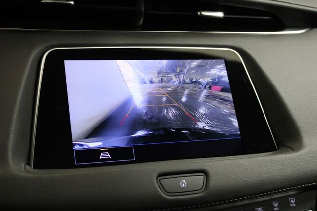 Certified 2023 Cadillac XT4 Luxury w/ Cold Weather Package image 15
