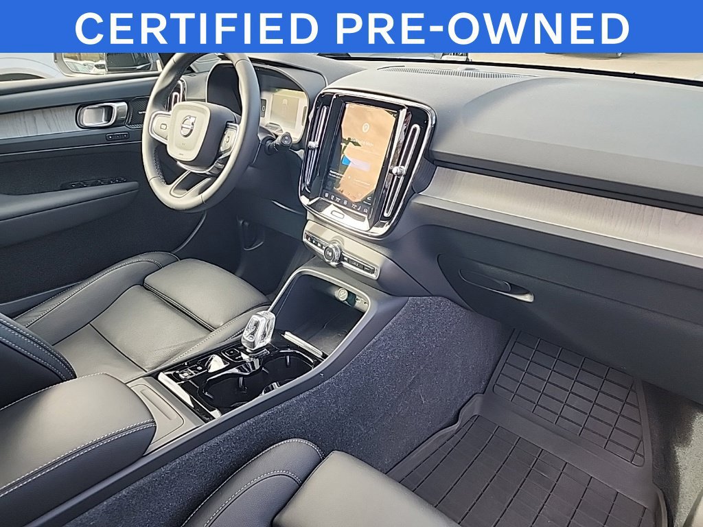Used 2024 Volvo XC40 B5 Plus w/ Protection Package Premier AWD/4WD image 20