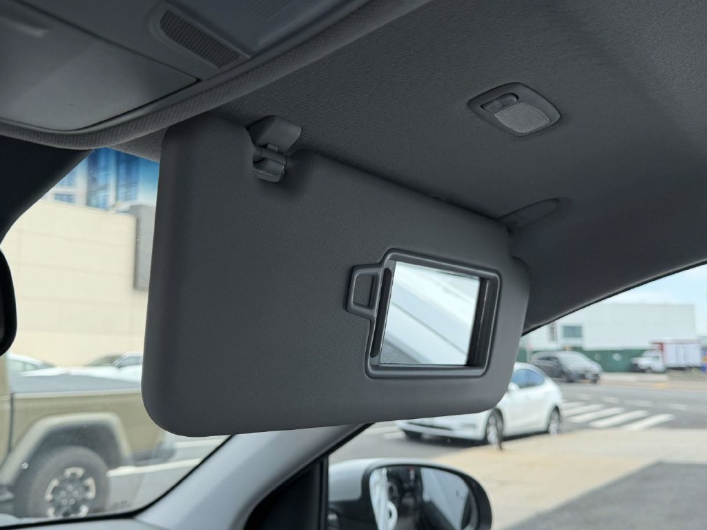 Certified 2023 Hyundai Kona SEL AWD/4WD image 34