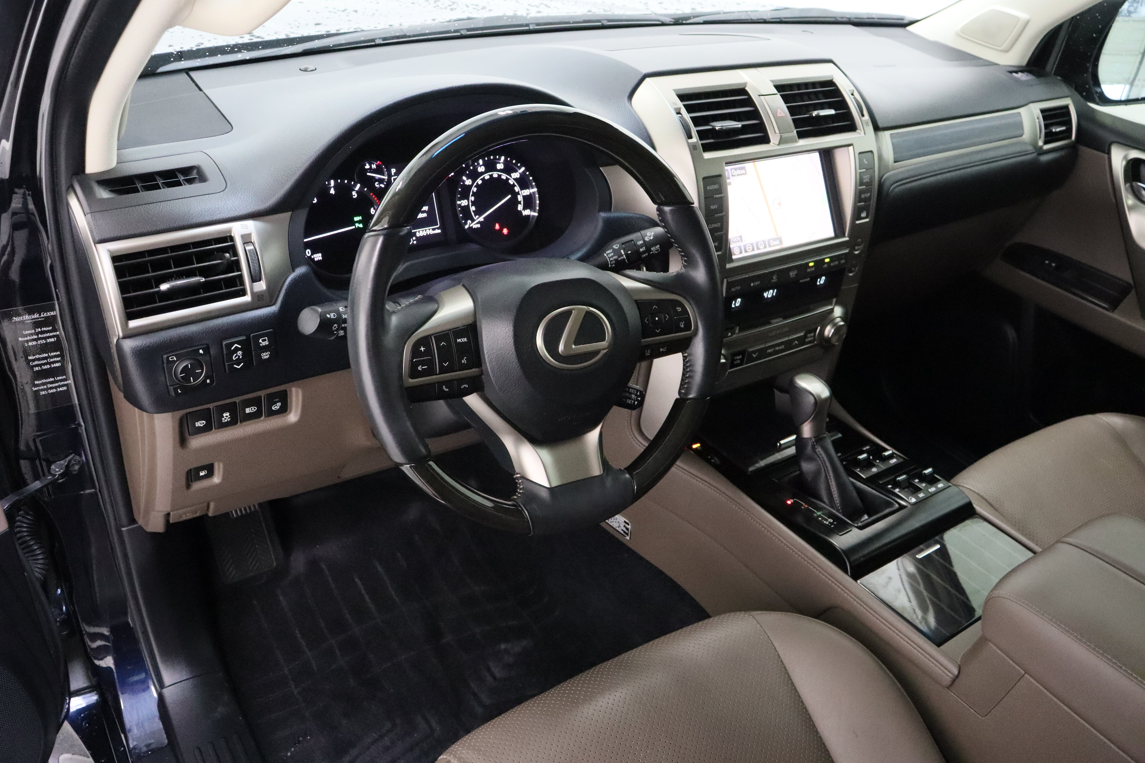 Used 2020 Lexus GX 460 Luxury w/ Accessory Package AWD/4WD image 13