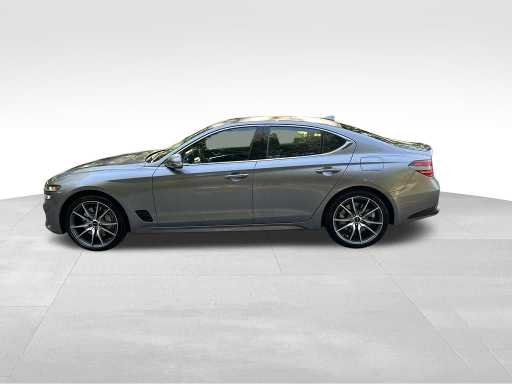 Used 2026 Genesis G70 2.5T RWD image 2