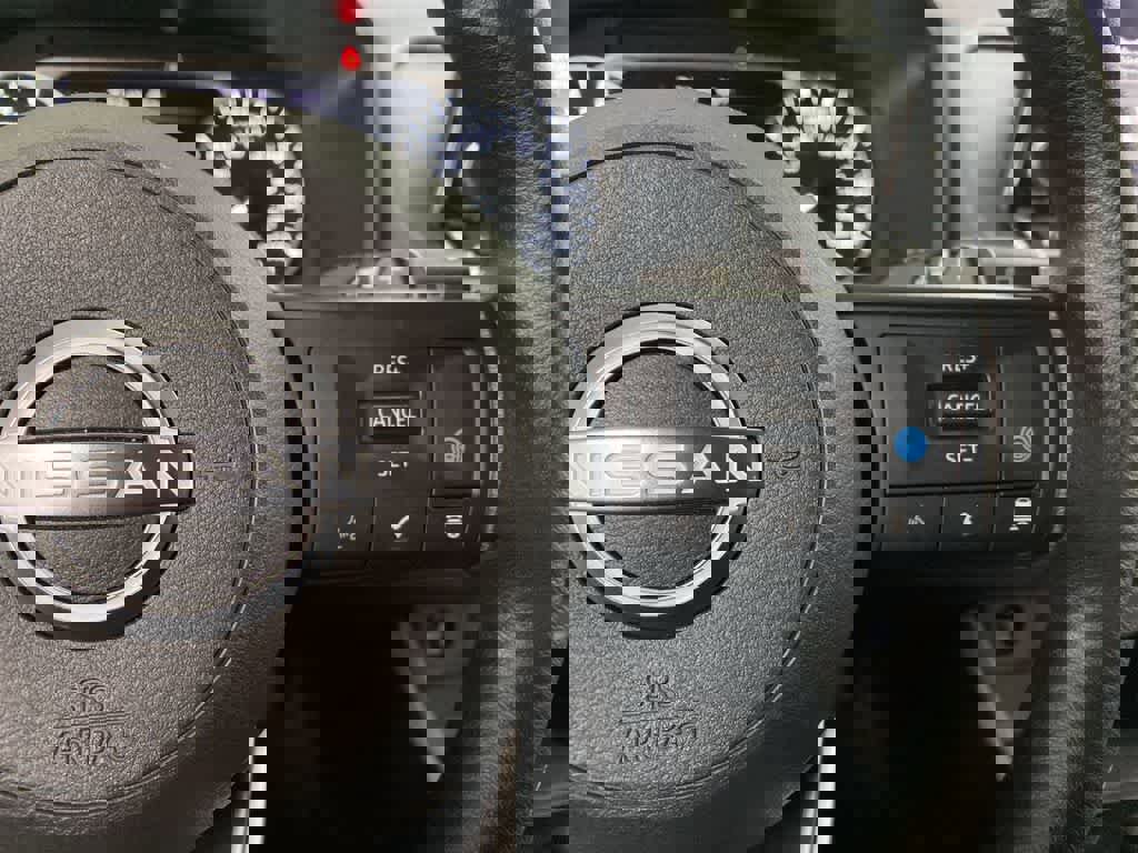 Used 2024 Nissan Rogue SV image 21