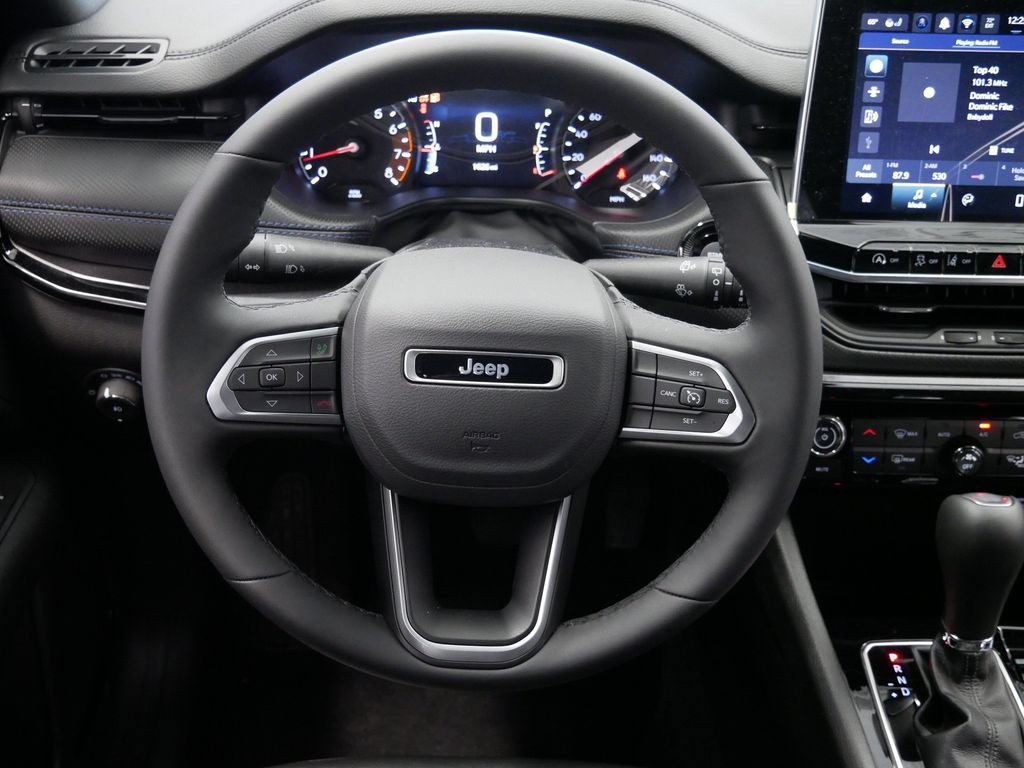 New 2026 Jeep Compass Latitude AWD/4WD image 18