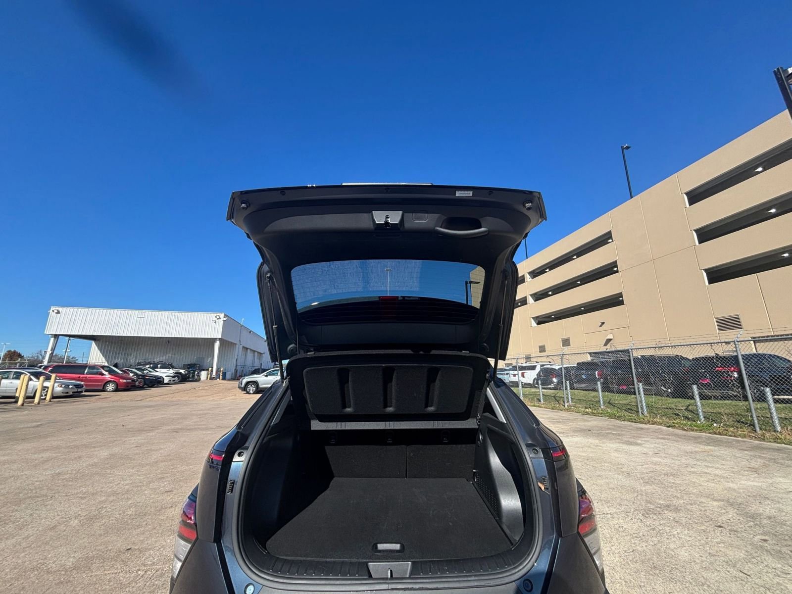 Used 2025 Hyundai Kona SEL image 29