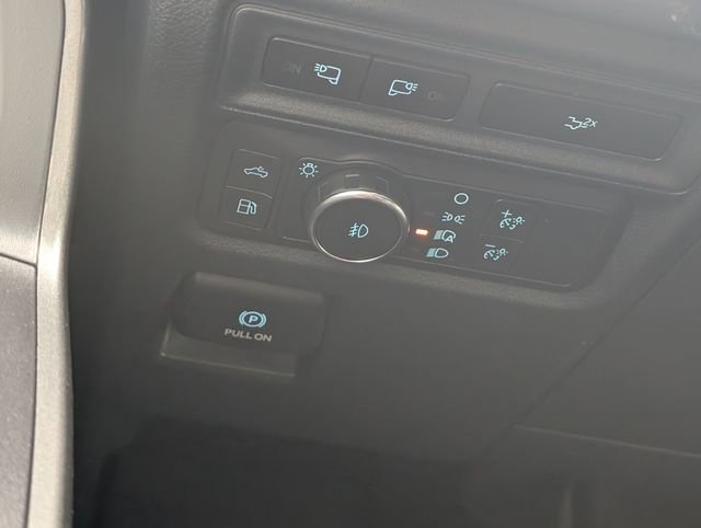 Used 2022 Ford F150 XLT w/ Equipment Group 302A High AWD/4WD image 22