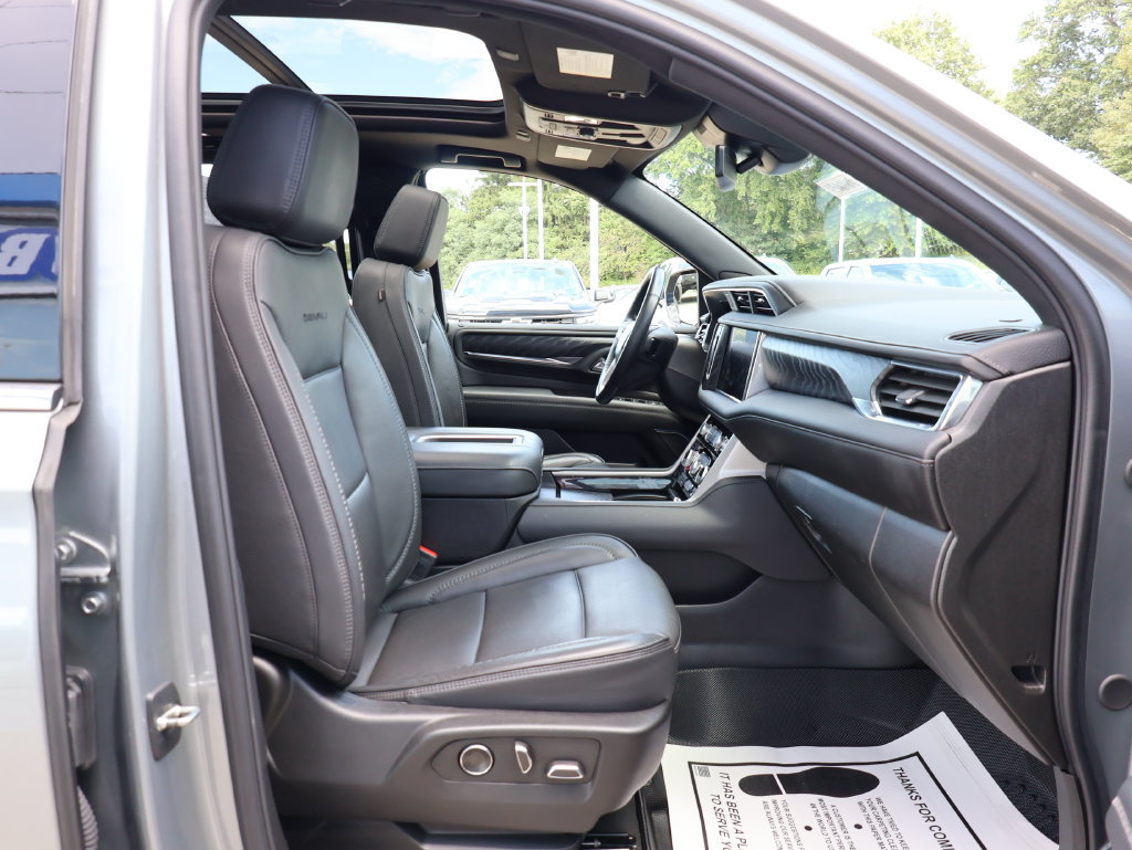 Certified 2024 GMC Yukon XL Denali AWD/4WD image 43
