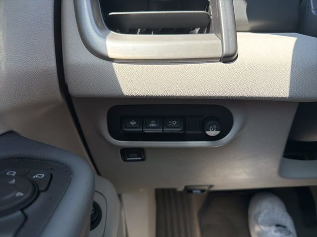 Used 2023 GMC Terrain Denali w/ Denali Premium Package AWD/4WD image 45