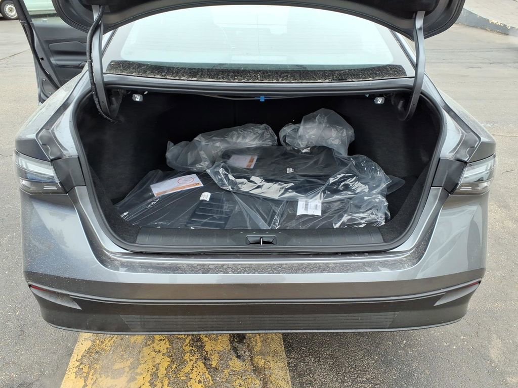 New 2026 Nissan Sentra SV image 30