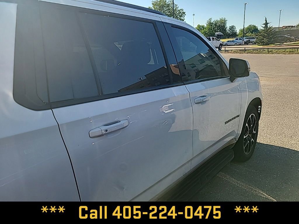 Used 2022 Chevrolet Suburban RST w/ Sport Performance Package AWD/4WD image 12
