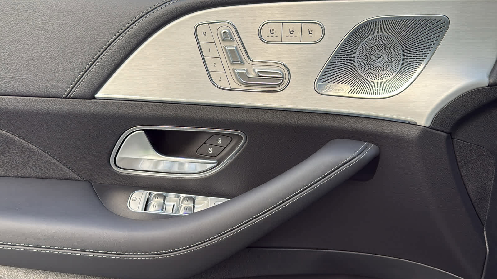 New 2025 Mercedes-Benz GLE 53 AMG AMG GLE 53 image 16