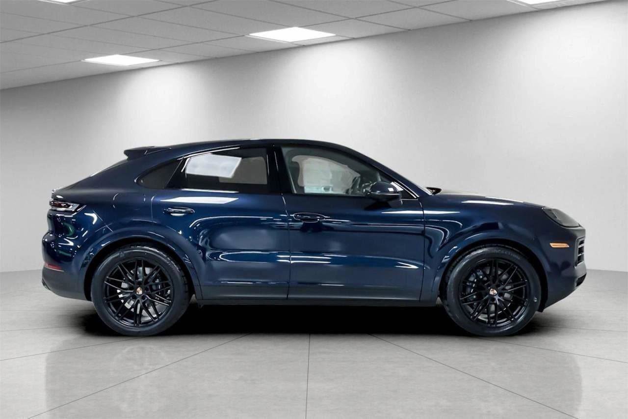 New 2025 Porsche Cayenne Coupe image 49