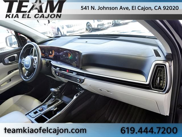 Certified 2025 Kia Sorento S w/ Panoramic Sunroof Package FWD image 11