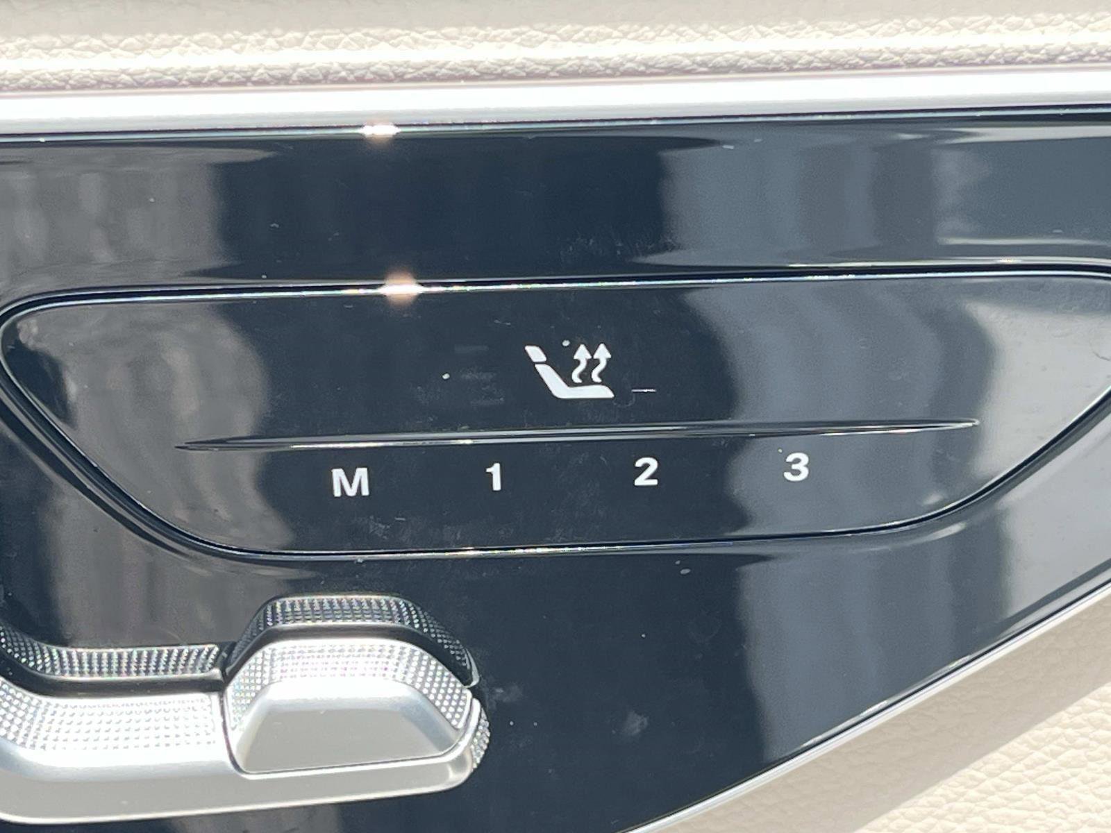 Used 2022 Mercedes-Benz C 300 Sedan image 20