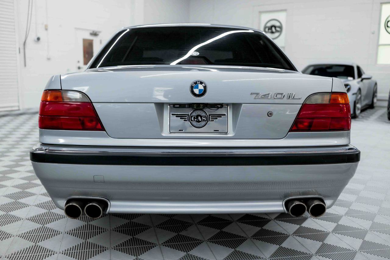 Used 1998 BMW 740iL RWD image 8