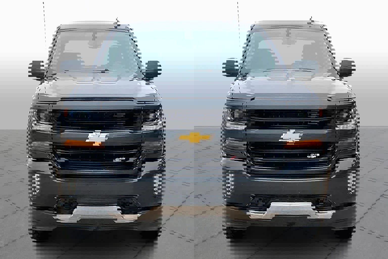 Used 2018 Chevrolet Silverado 1500 LT w/ All Star Edition image 4
