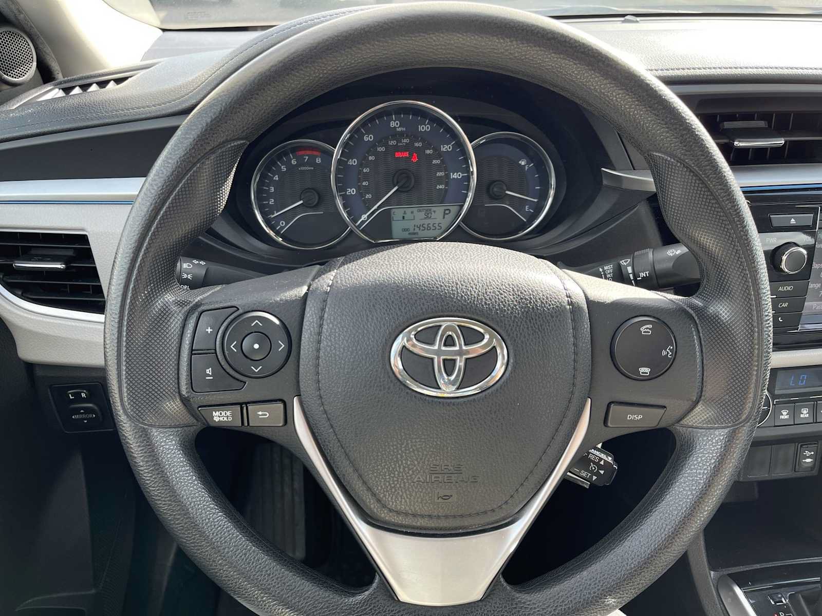 Used 2015 Toyota Corolla LE FWD image 13