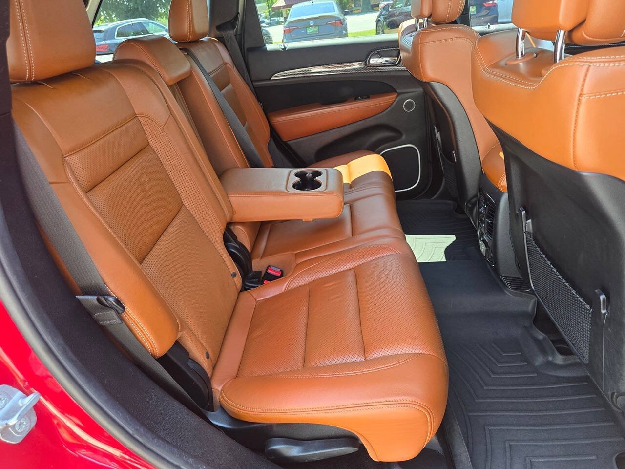 Used 2014 Jeep Grand Cherokee SRT8 w/ Luxury Group II AWD/4WD image 20