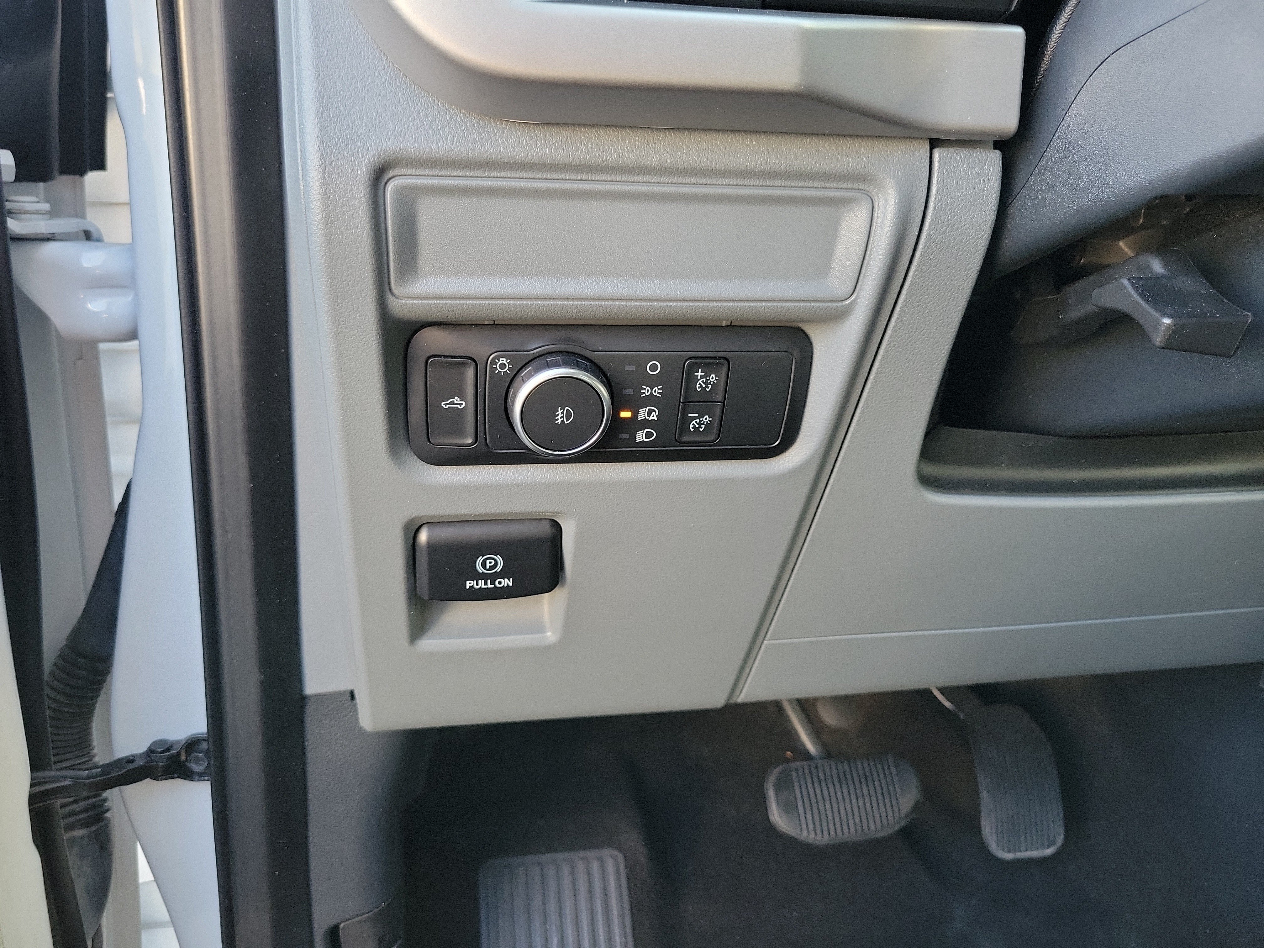 Certified 2022 Ford F150 XLT w/ Equipment Group 301A Mid AWD/4WD image 12