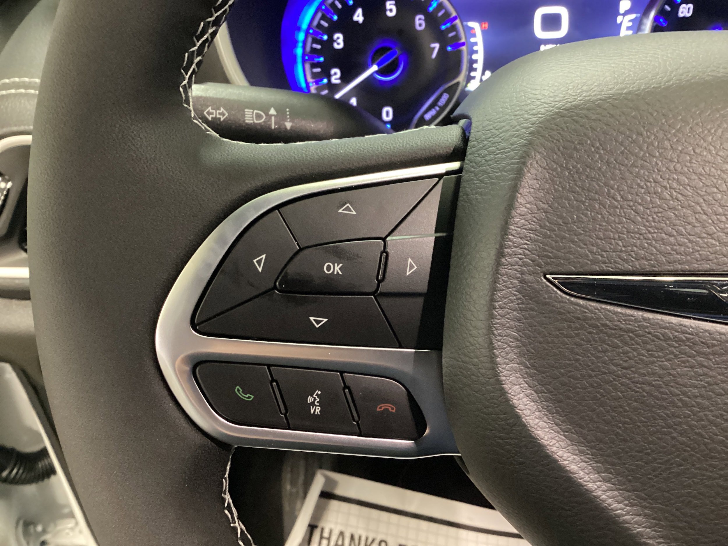 New 2026 Chrysler Pacifica Select AWD/4WD image 20