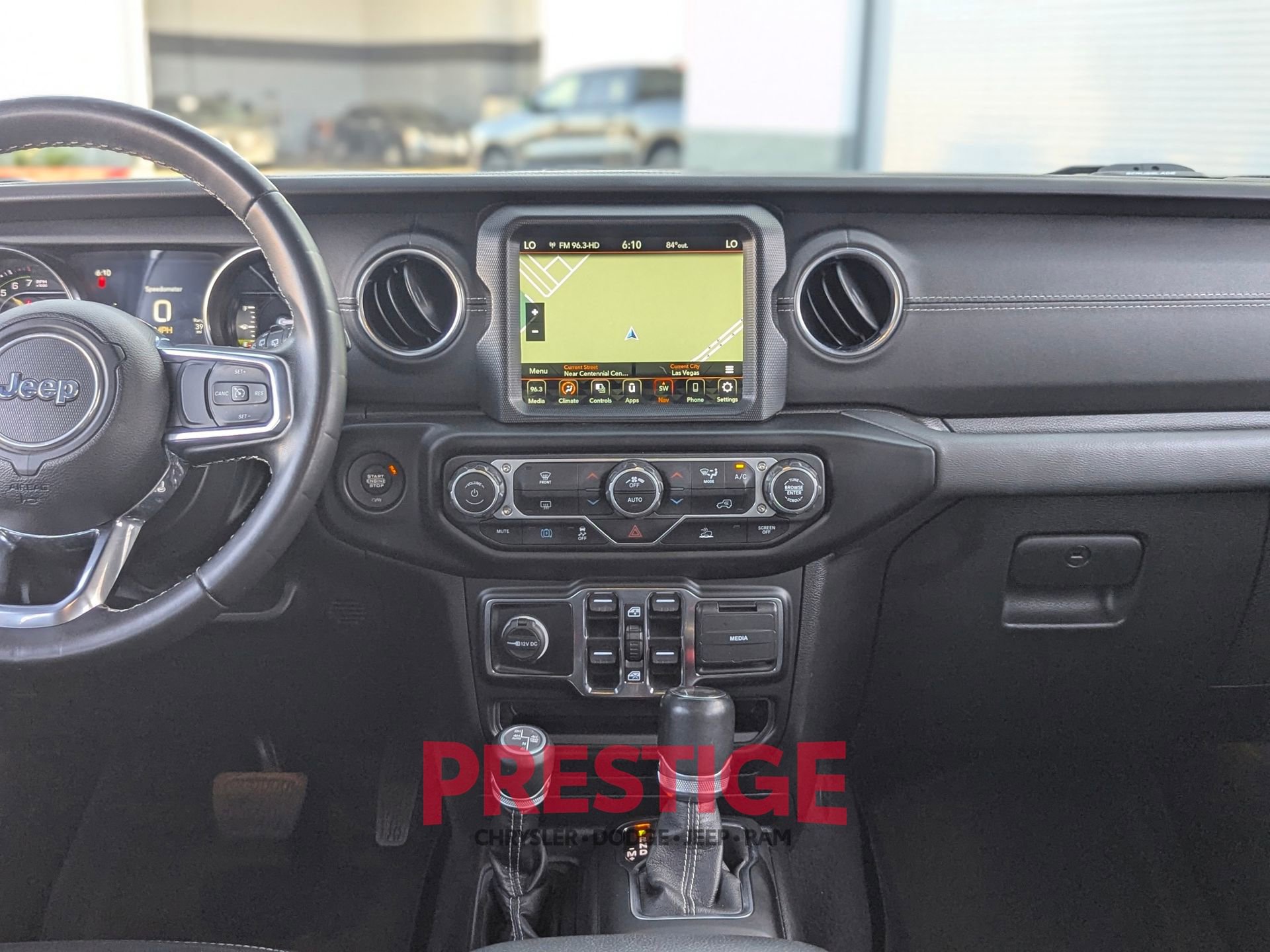 Used 2022 Jeep Wrangler Unlimited Sahara AWD/4WD image 20