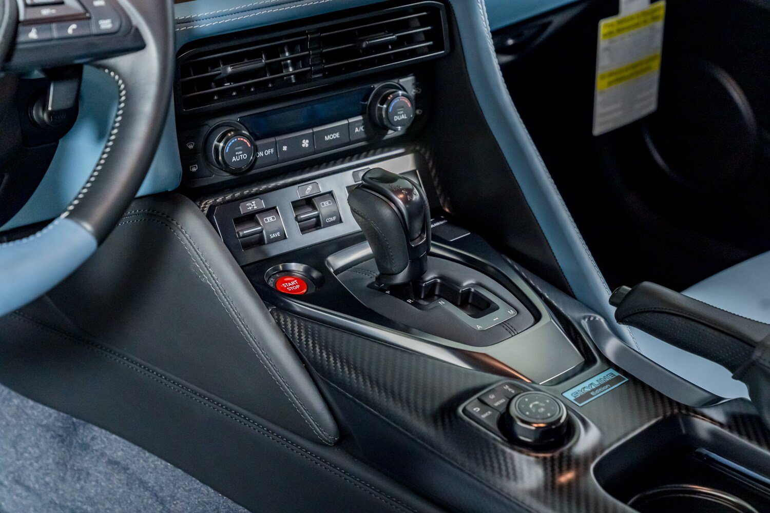 Used 2024 Nissan GT-R w/ Floor Mat Package AWD/4WD image 19