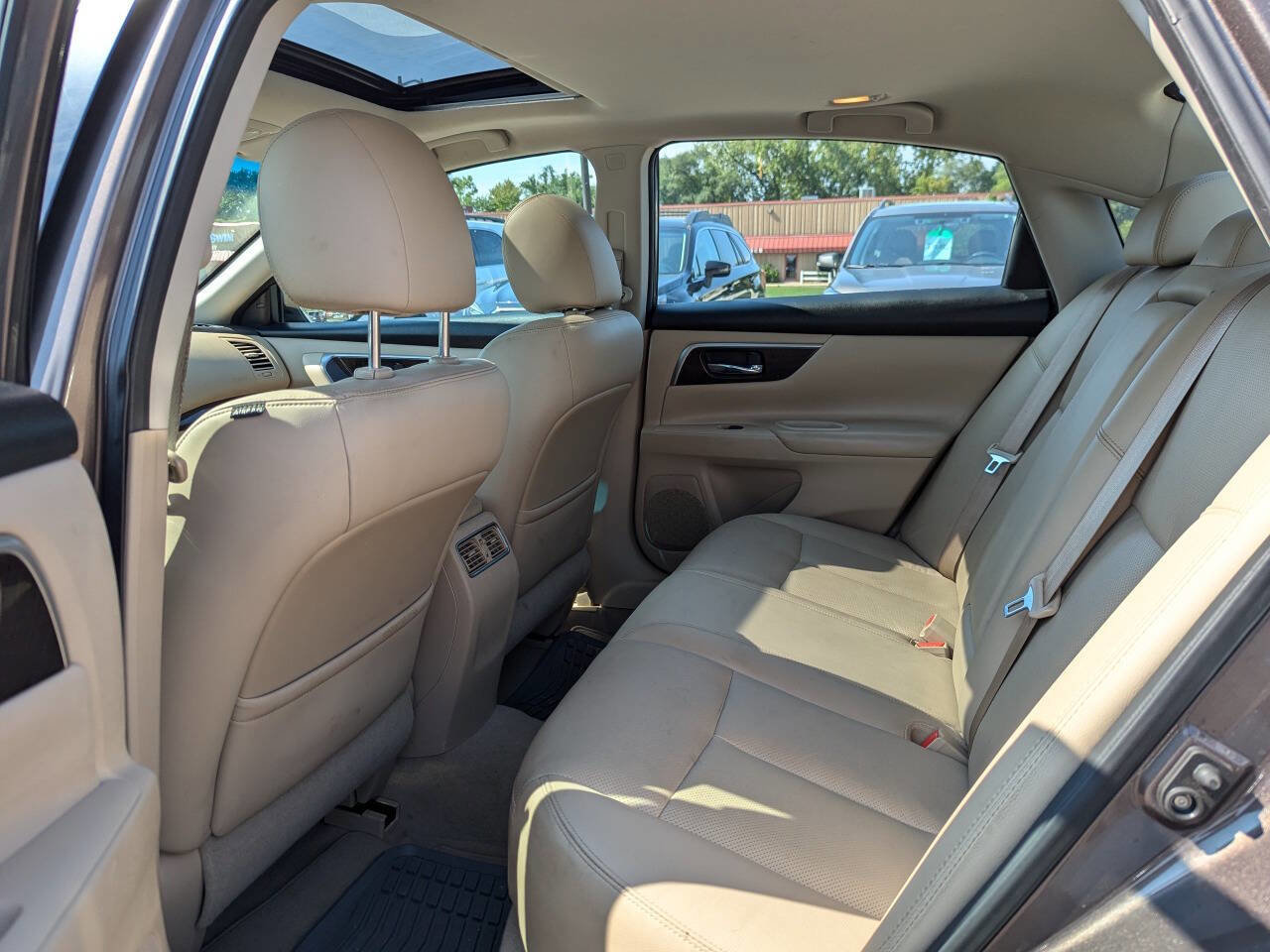 Used 2014 Nissan Altima 3.5 SL w/ Technology Package FWD image 15