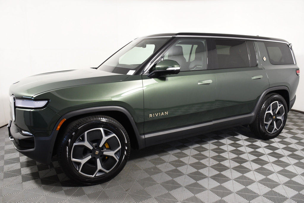 Used 2023 Rivian R1S Adventure Quad AWD/4WD image 2