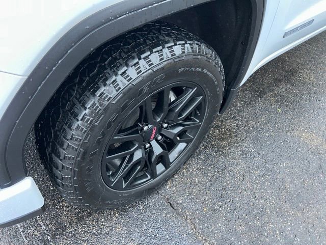 Certified 2023 GMC Sierra 1500 Elevation AWD/4WD image 17