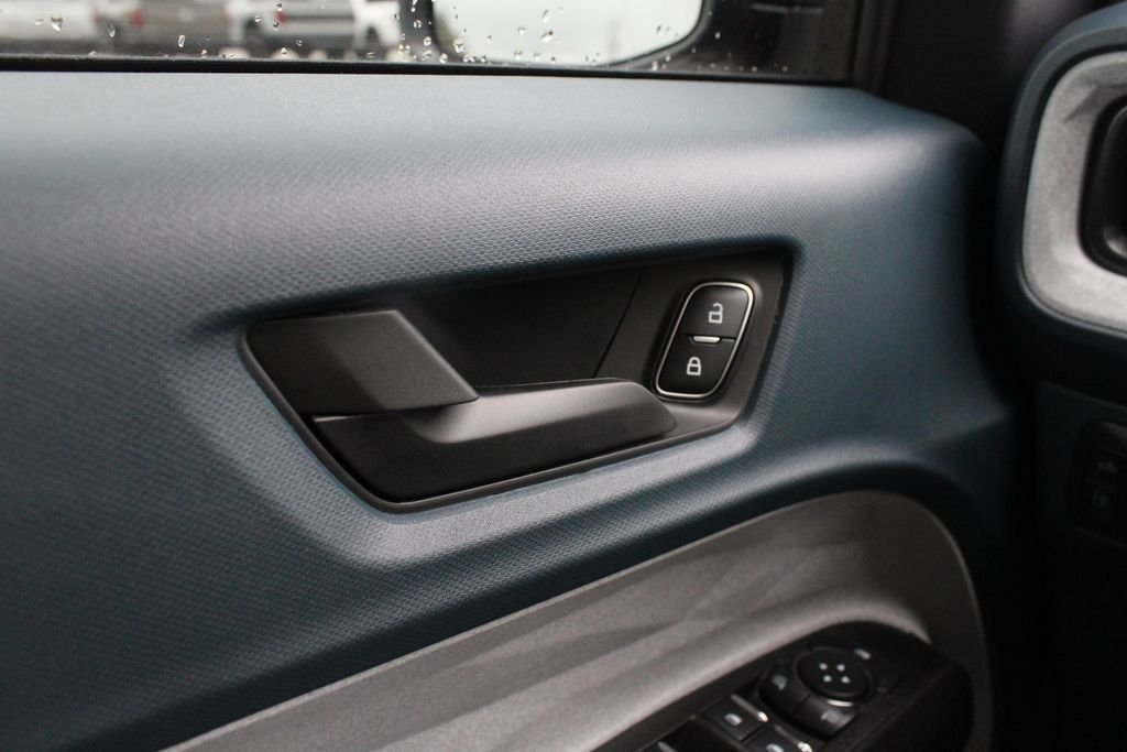 New 2026 Ford Maverick XLT w/ XLT Luxury Package FWD image 6